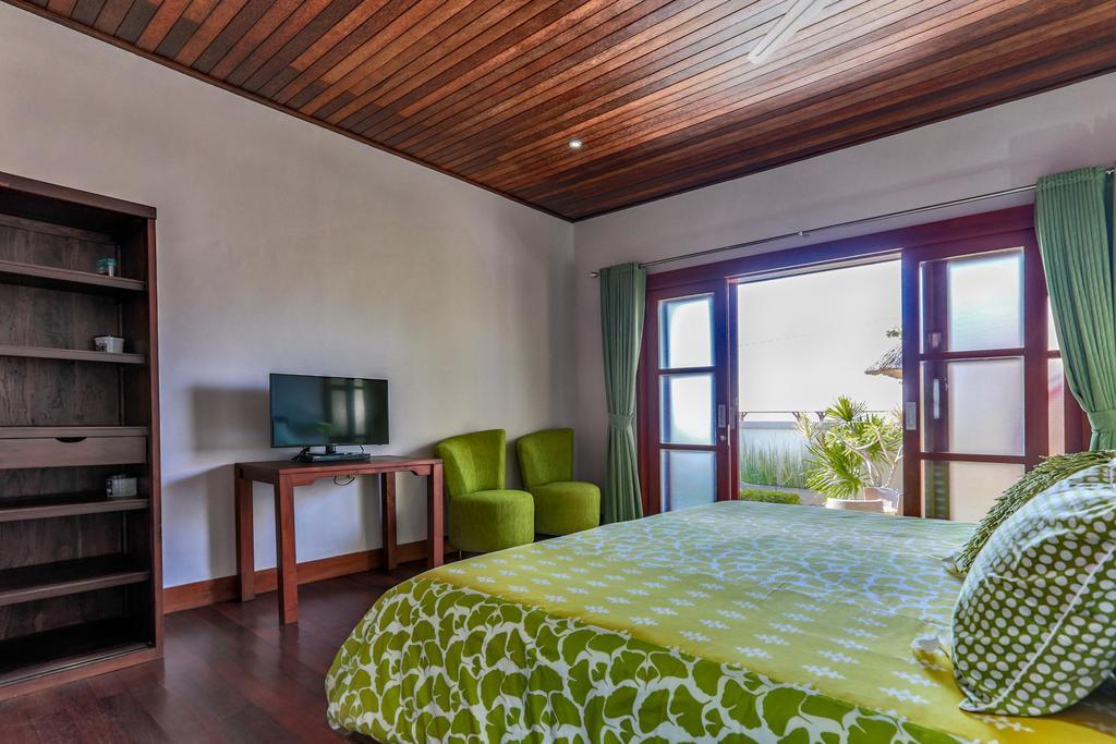Villa Agung Нуса Лембонган Екстериор снимка