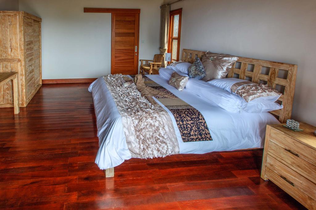 Villa Agung Нуса Лембонган Екстериор снимка